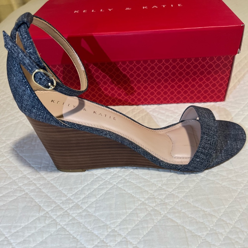 Kelly & Katie Wedge Ankle Strap Sandal, Size 9
